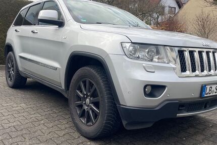 Jeep Grand Cherokee 84.400 km 24.900 &euro; Ludwigsburg 71642