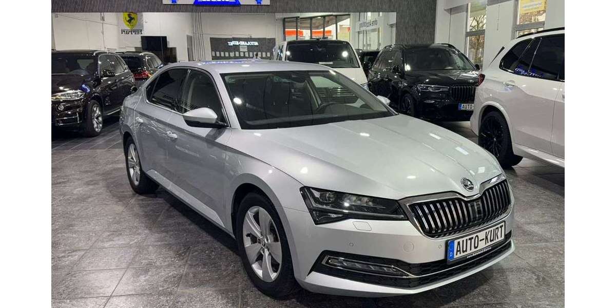 Skoda Superb 109.350 km 17.800 &euro; München 81829