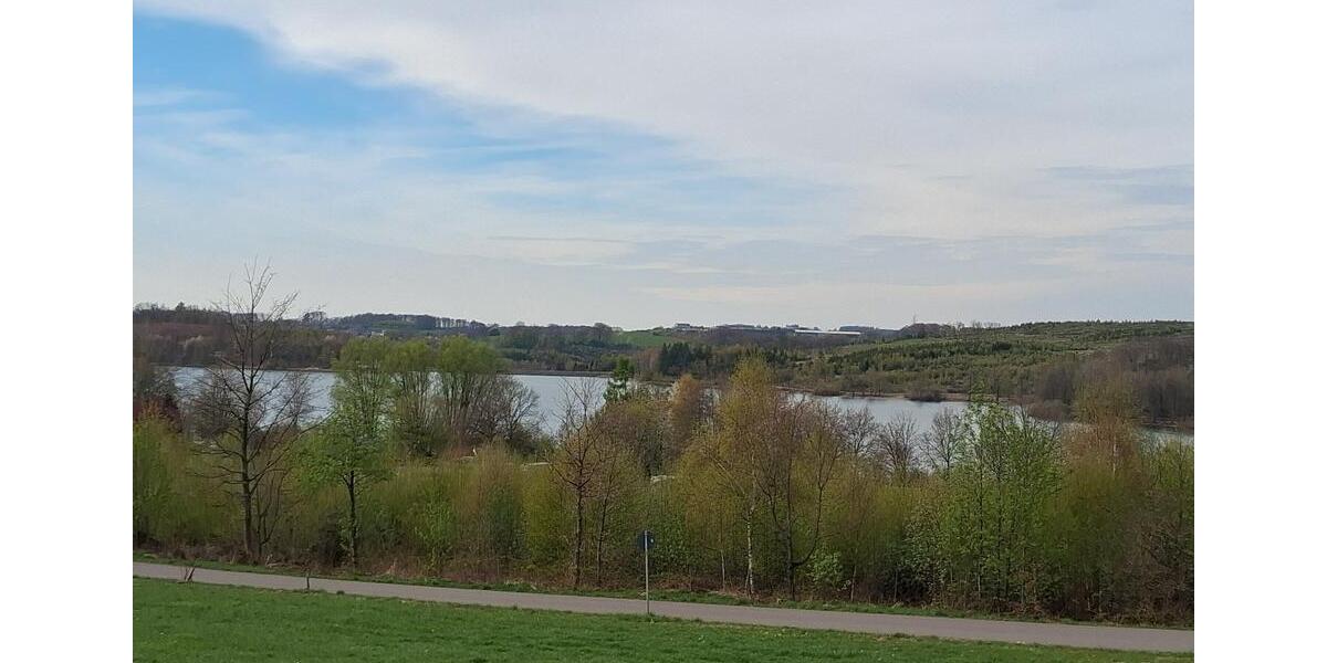 Etagenwohnung Gummersbach Hepel - 3 Zimmer, 80 m&sup2;, 155.000&euro; | Angebot:26167323