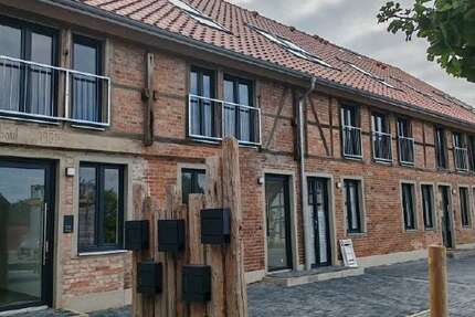 Wohnung zum Mieten in Wolfsburg 1.554 € 111 m² 2 zimmer