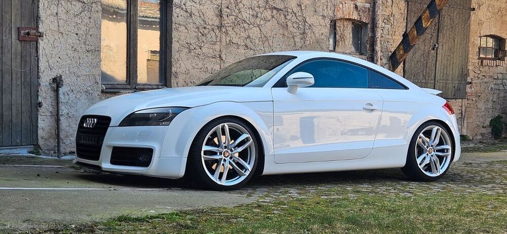 TT