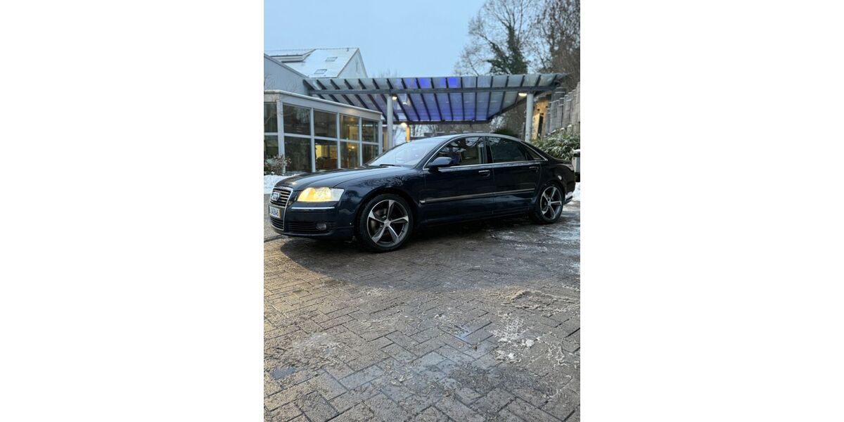 Audi A8 259.000 km 8.900 &euro; Hamburg 22549