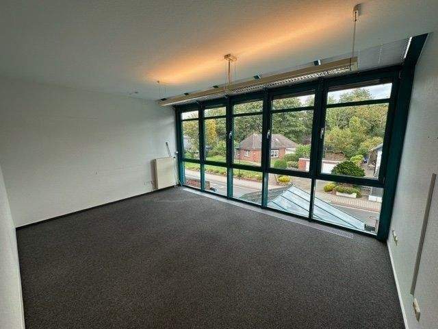 Gewerbeobjekt Harsefeld - 7 Zimmer, 190 m&sup2;, 1.805&euro; | Angebot:24974489
