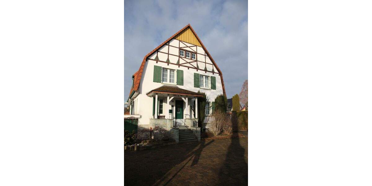 Einfamilienhaus Erwitte - 7 Zimmer, 185 m&sup2;, 255.000&euro; | Angebot:24976088