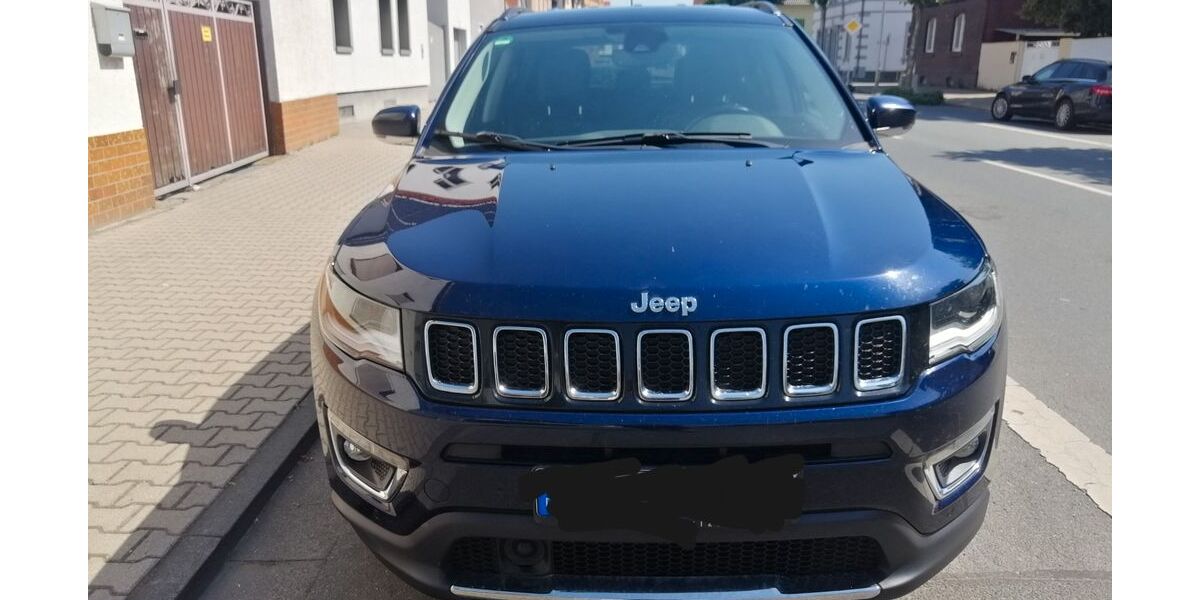 Jeep Compass 132.000 km 13.899 &euro; PFUNGSTADT 64319
