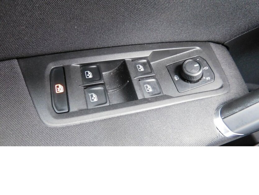 Touran 1.5 Comfortlin TSI BMT 5 Sitze Navi Klima