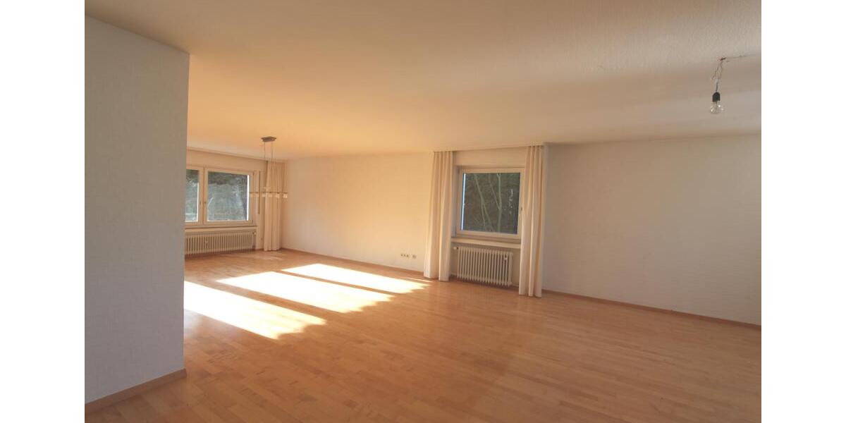 Doppelhaushälfte Heilbronn Kernstadt - 7 Zimmer, 220 m&sup2;, 2.350&euro; | Angebot:24295376