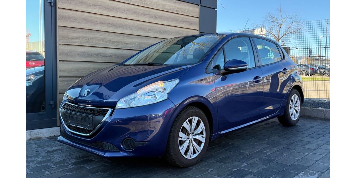 Peugeot 208 87.500 km 5.490 &euro; Baden-Württemberg - Nagold 72202