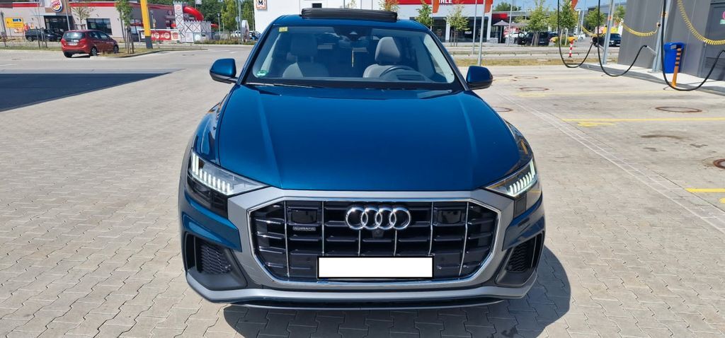 Audi Q8 102.000 km 59.000 € Ingolstadt 85051
