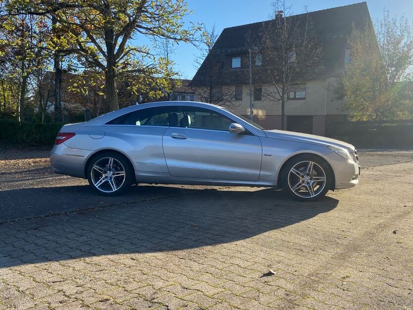Mercedes-Benz E 350 278.500 km 9.400 € Simmersfeld 72226