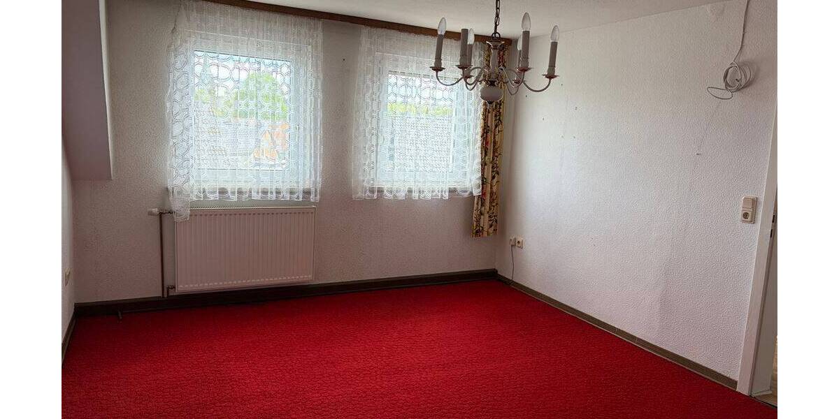 Mehrfamilienhaus, Wohnhaus Saarwellingen Schwarzenholz - 5 Zimmer, 93 m&sup2;, 132.000&euro; | Angebot:26309895