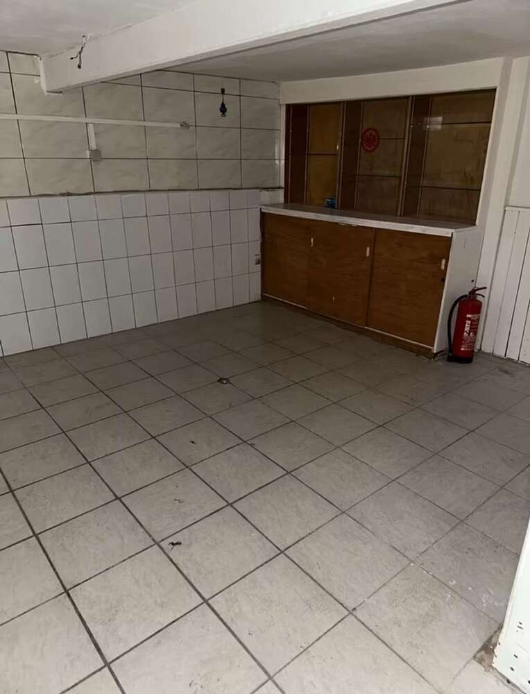Halle in Frankfurt am Main 720 € 54 m²