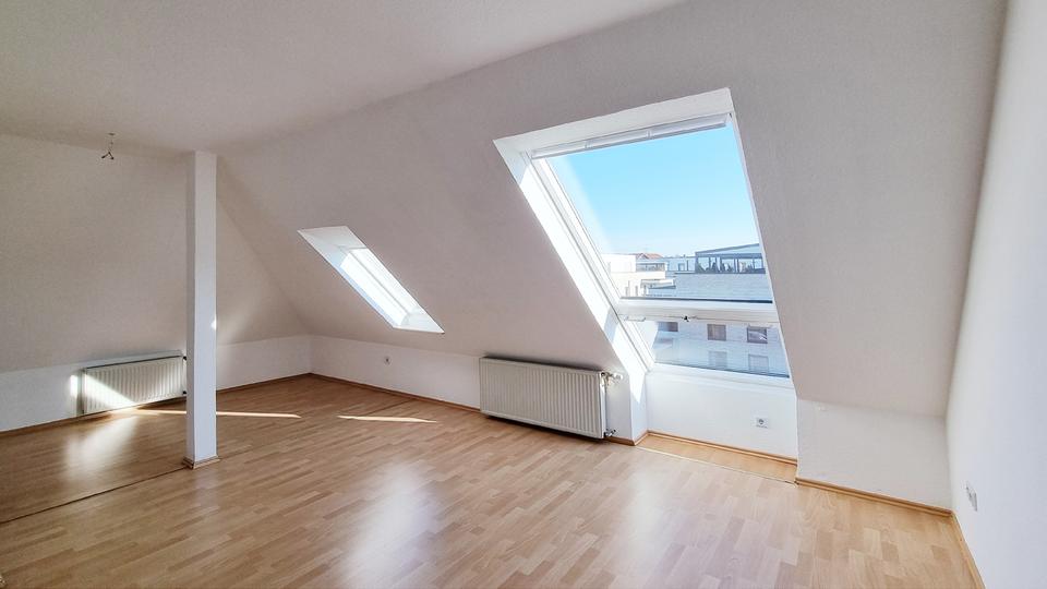 Dachgeschoßwohnung Schloß Holte-Stukenbrock Stukenbrock - 2 Zimmer, 59 m&sup2;, 620&euro; | Angebot:25378989