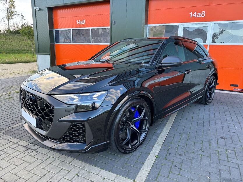 Audi RSQ8 11.000 km 149.500 € Kleve 47533