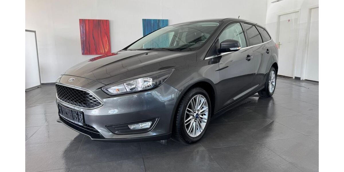 Ford Focus 69.000 km 10.880 &euro; Zwickau 08056