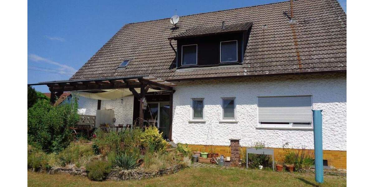 Einfamilienhaus Wertheim-Bettingen Bettingen - 7 Zimmer, 217 m&sup2;, 419.000&euro; | Angebot:25610286