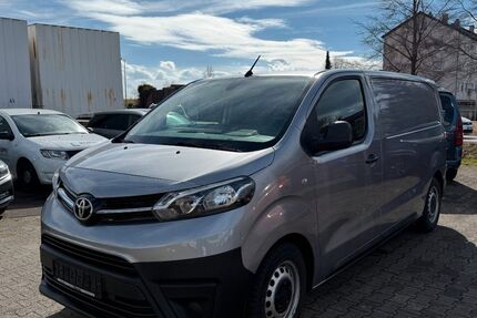 Toyota Proace (Verso) 110.381 km 16.490 &euro; Ehingen 89584