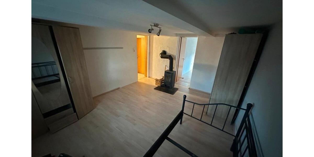 Doppelhaushälfte - 8 Zimmer, 110 m&sup2;, 97.999&euro; | Angebot:27002053