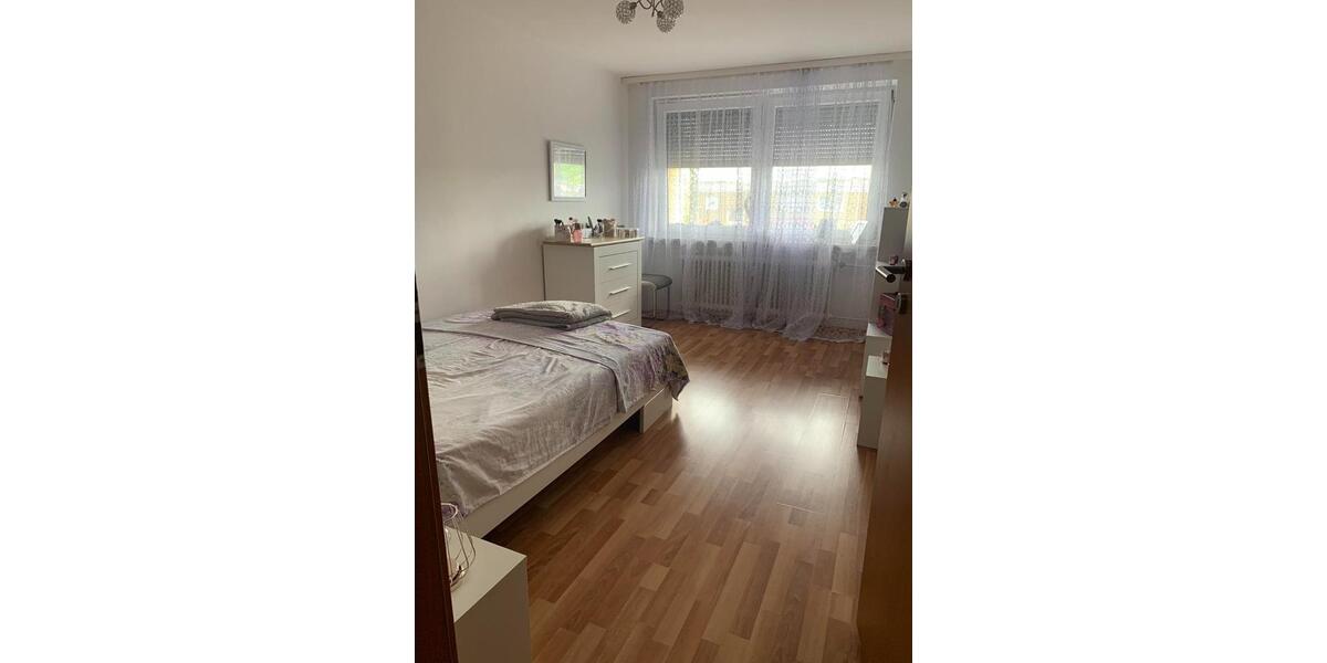 Etagenwohnung Dingolfing - 3.5 Zimmer, 83 m&sup2;, 245.000&euro; | Angebot:25920779