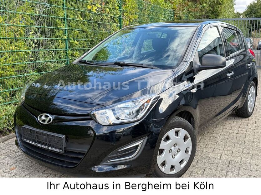 Hyundai i20 161.285 km 4.500 € Bergheim bei Köln 50126