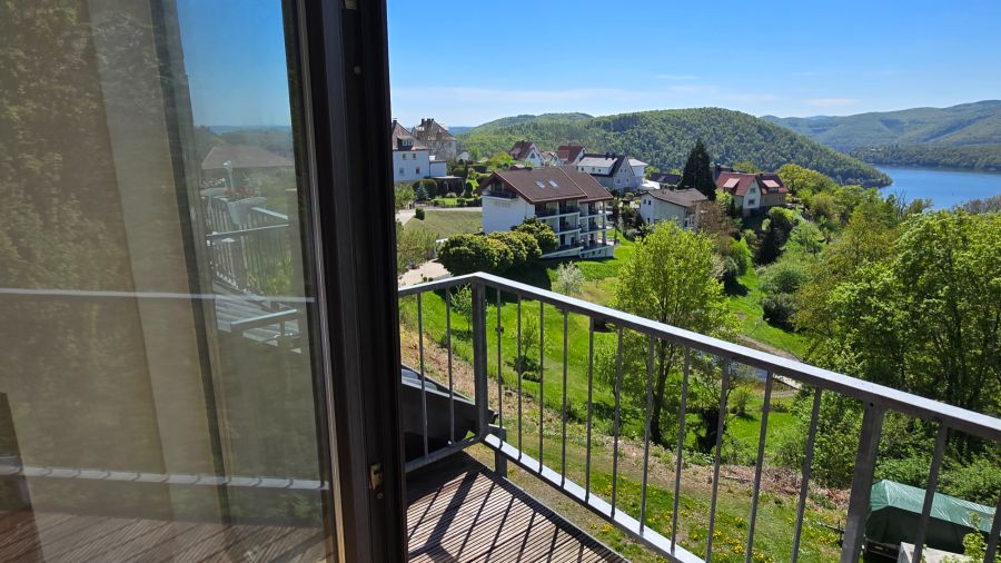 Wunderschöne 2 Zimmer Dachgeschosswohnung - Dachgeschoßwohnung Waldeck Hess | Angebot:26153370