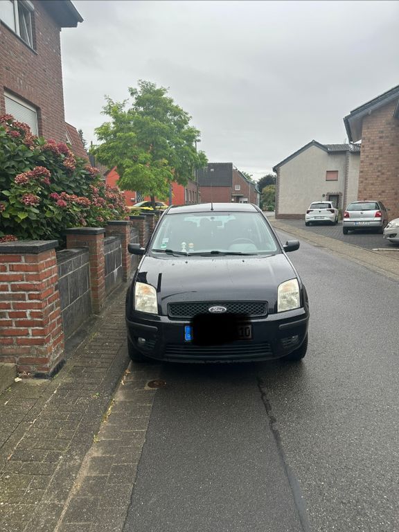 Ford Fusion 163.000 km 2.990 € Mönchengladbach 41061