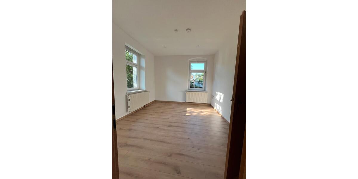 Hochparterre Radebeul - 2 Zimmer, 41 m&sup2;, 448&euro; | Angebot:26378228