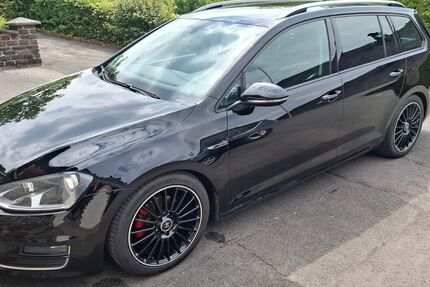 VW Golf 230.000 km 8.100 &euro; Lennestadt 57368