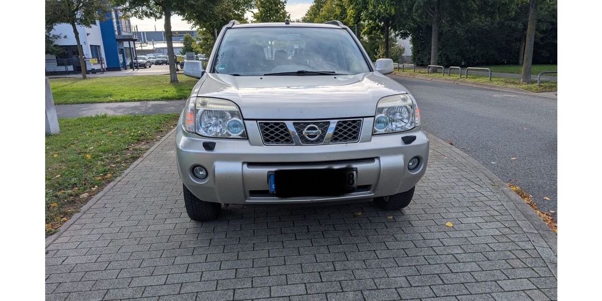 Nissan X-Trail 198.222 km 2.499 &euro; Weil im Schönbuch 71093