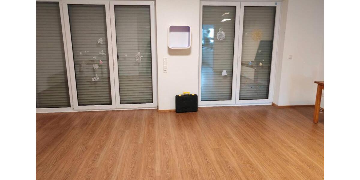 Etagenwohnung Münster (Hessen) - 5 Zimmer, 146 m&sup2;, 2.000&euro; | Angebot:26660233