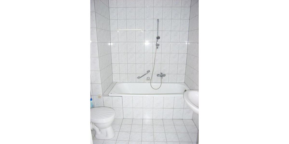 Etagenwohnung Reichenbach im Vogtland - 2 Zimmer, 54 m&sup2;, 255&euro; | Angebot:26384062
