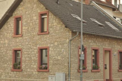 Haus Ingelheim am Rhein - 4 Zimmer, 160 m&sup2;, 2.400&euro; | Angebot:25963763