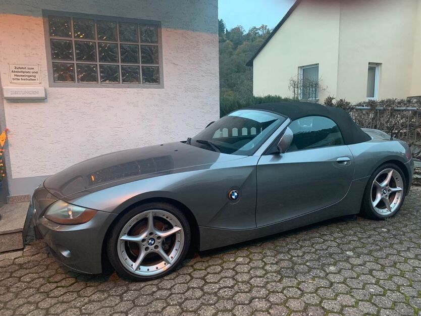 BMW Z4 230.000 km 5.900 € Bad Ems 56130
