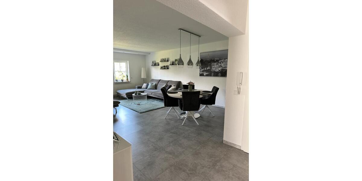 Erdgeschoßwohnung Kassel Niederzwehren - 3 Zimmer, 92 m&sup2;, 315.000&euro; | Angebot:27144251
