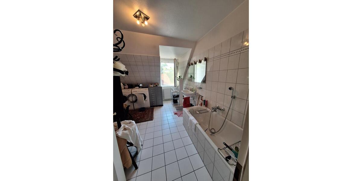 Dachgeschoßwohnung Bendestorf - 3 Zimmer, 125 m&sup2;, 399.000&euro; | Angebot:25899986