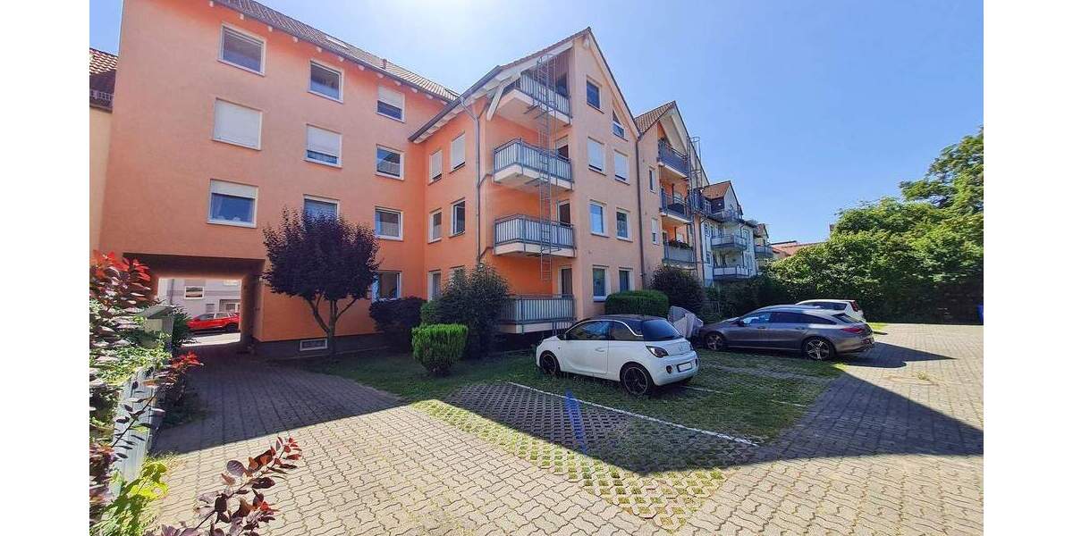 Gepflegte ETW mit Balkon & Stellplatz - langjährig vermietet 1 zimmer