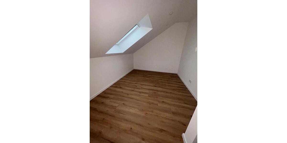 Moderne Neubau-Doppelhaushälfte in Leer 4 zimmer