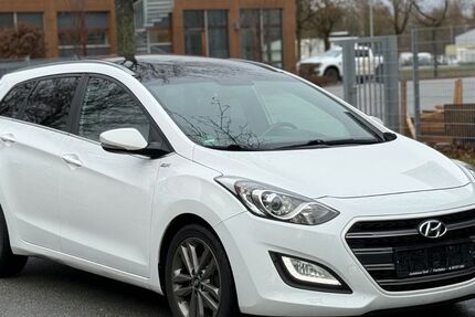 Hyundai i30 148.000 km 8.690 &euro; Landau 94405