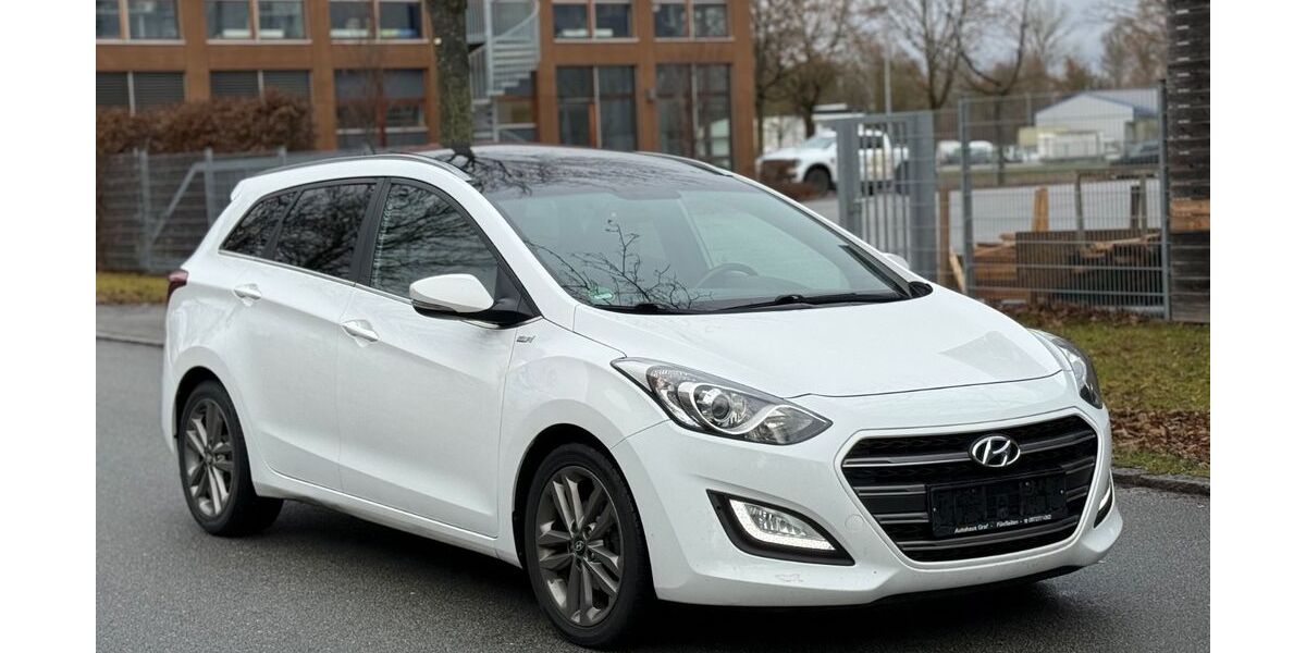 Hyundai i30 148.000 km 8.690 &euro; Landau 94405