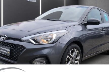 Hyundai i20 51.541 km 11.990 &euro; Müllheim 79379