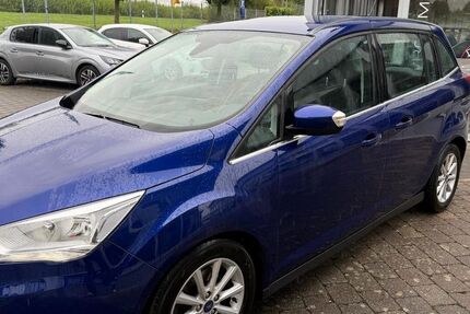 Ford Grand C-Max 90.500 km 9.999 € Bretzfeld-Schwabbach 74626