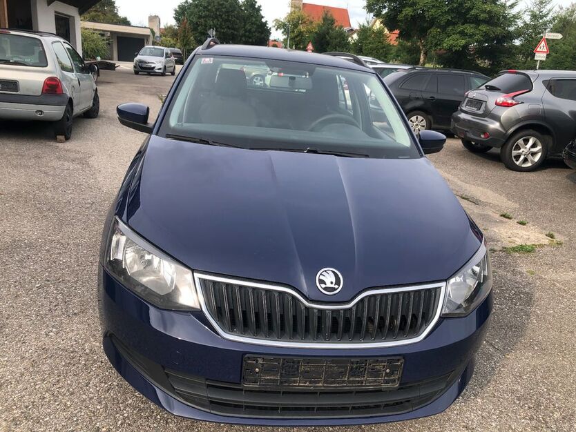Skoda Fabia 122.310 km 6.000 € Traunstein 83278