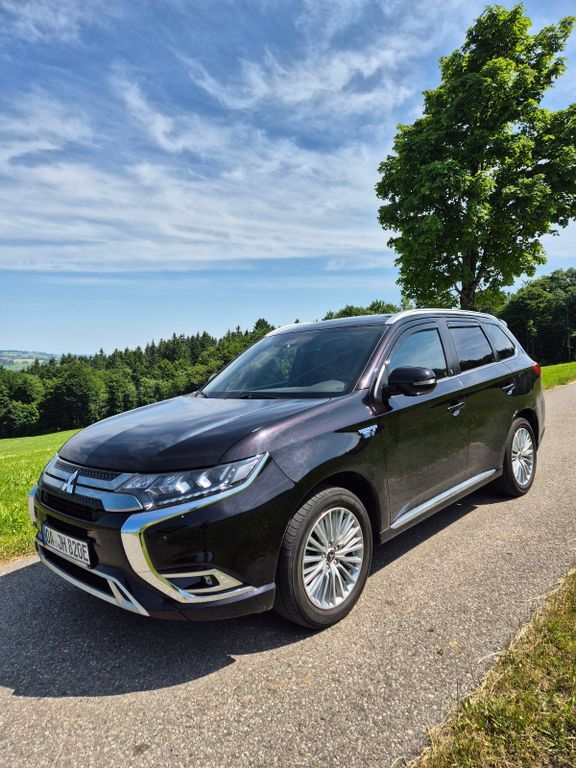 Plug-in Hybrid Outlander