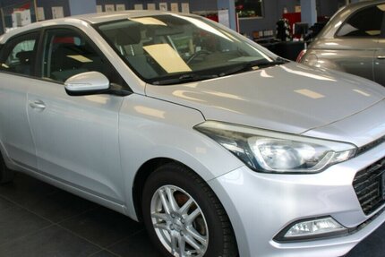 Hyundai i20 1.0 - Klima - 111.957 km 7.980 &euro; Euskirchen 53881