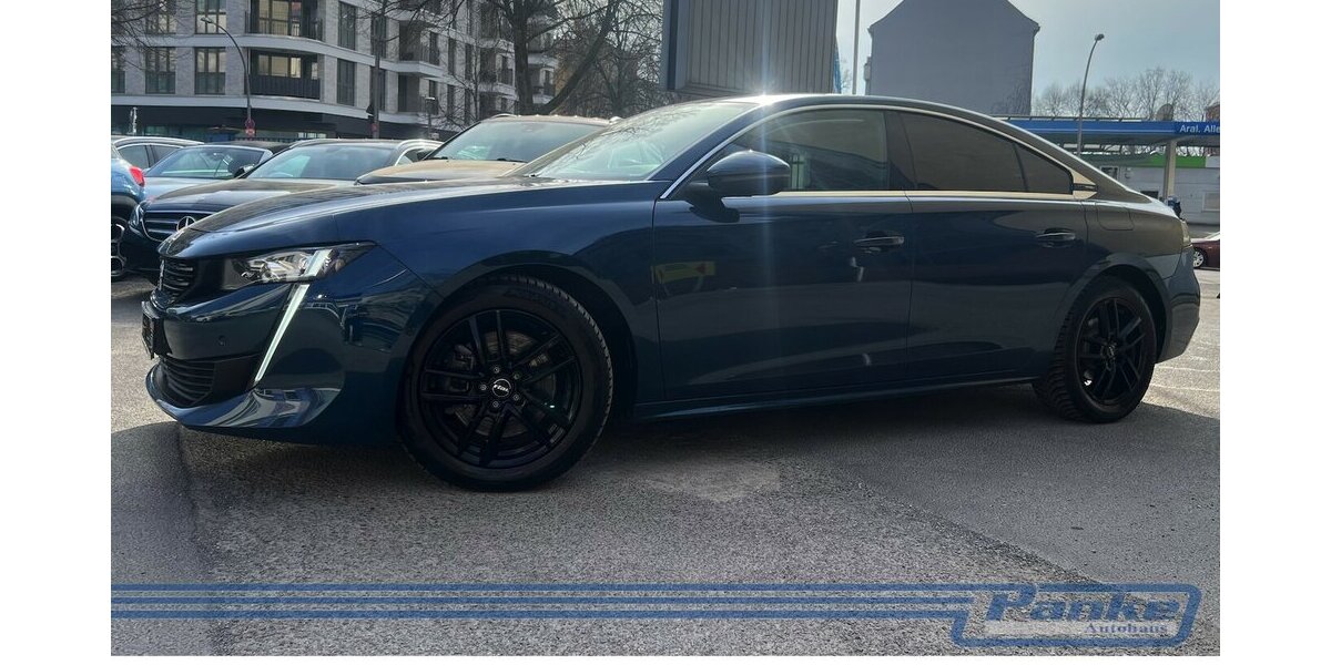 Peugeot 508 Hybrid 225 EAT8 Allure*TotW*Kamera*ACC*LED* 125.000 km 16.990 &euro; Berlin 13187