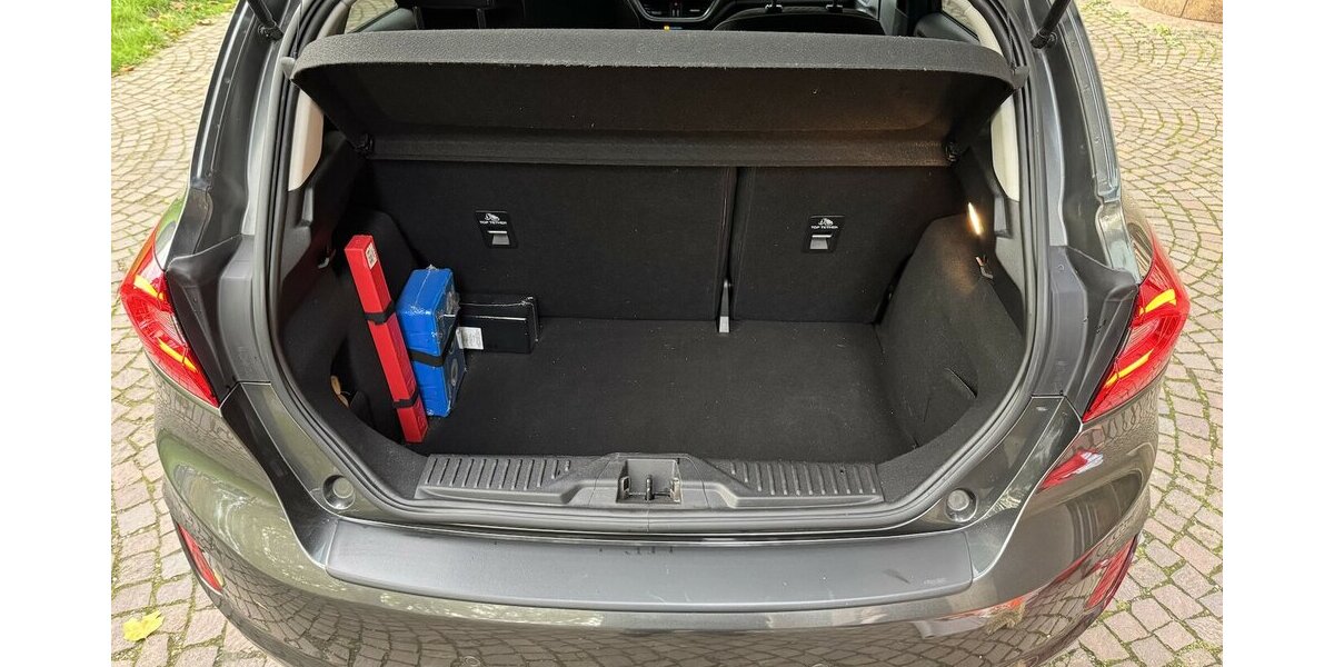 Ford Fiesta Titanium Kam Temp SHZ WR EU6 TOPAUSSTATTUNG 82.000 km 12.750 &euro; Erftstadt 50374