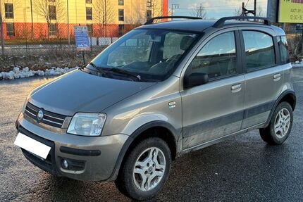 Fiat Panda 92.000 km 2.100 &euro; München 81677