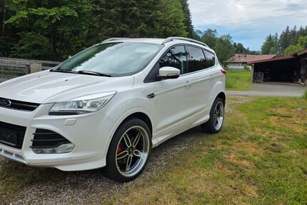 Ford Kuga 144.200 km 10.800 &euro; Bad Endorf 83093