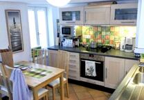 Voll möbliertes Ganghaus mit all-inklusive Warmmiete