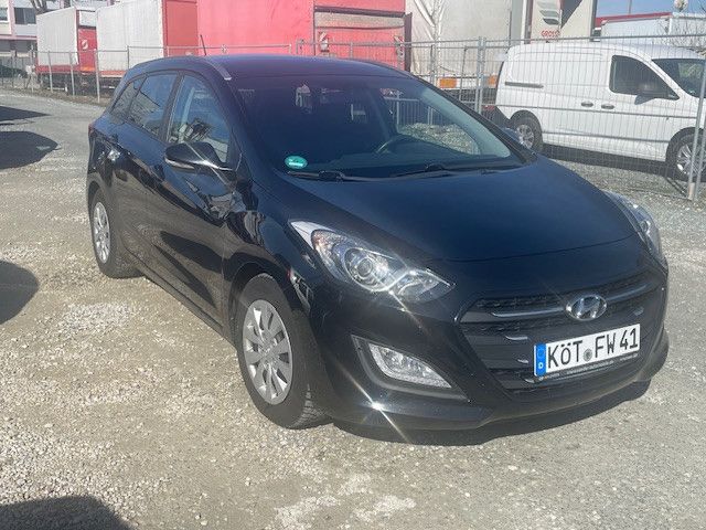 Hyundai i30 244.400 km 6.900 &euro; Nürnberg 90431